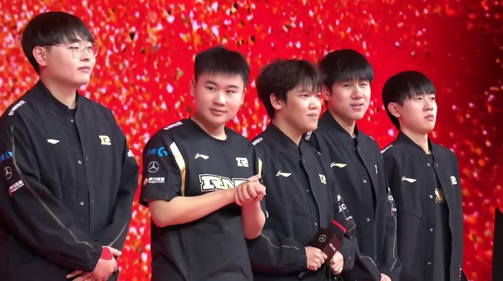 绕其推进交 绕其推进交