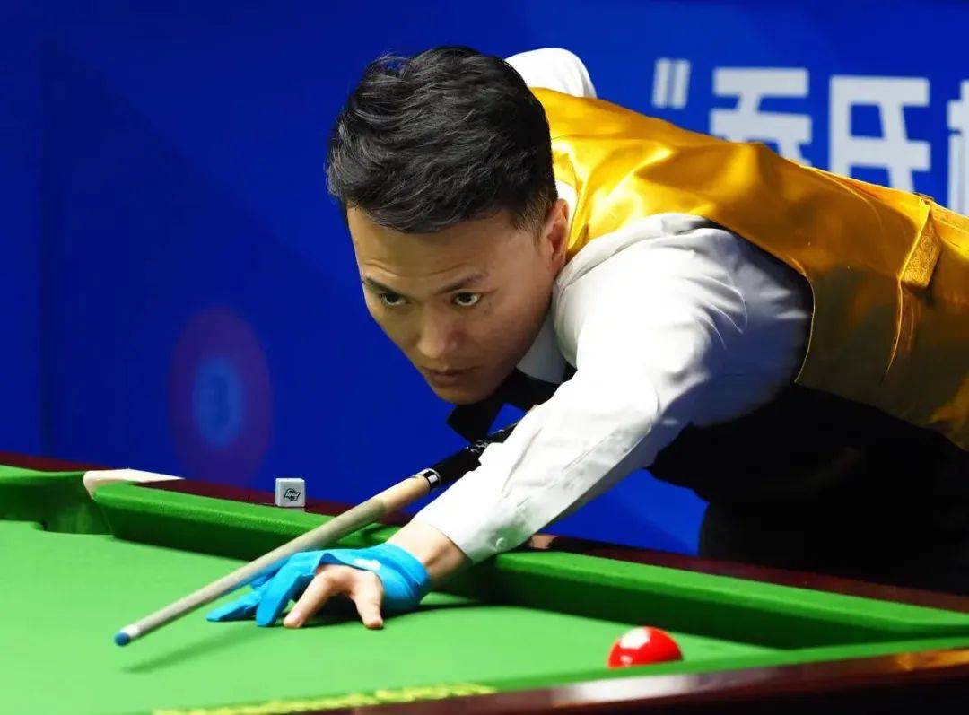 门前第一触 门前第一触