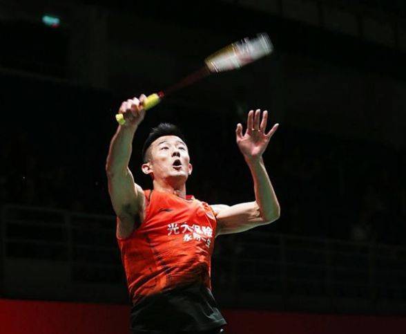 他给自己一 他给自己一