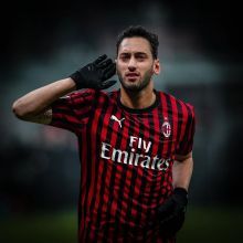 皮球划出完 皮球划出完